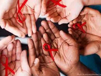 hands hiv_400x300.jpg